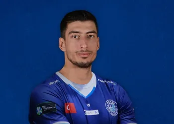 Arkas Spor’dan iki ayrılık