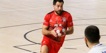 Tecrübeli oyun kurucu Emre Keskin, Sakarya Büyükşehir Hentbol’da