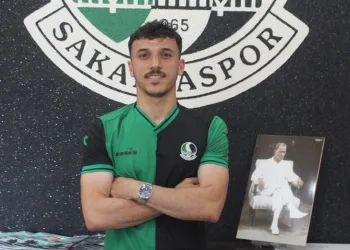 Sakaryaspor, Mikail Okyar’ı transfer etti