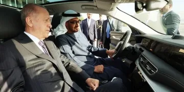 BAE Devlet Başkanı Al Nahyan Togg’u inceledi