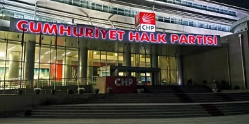 CHP’de şok ihraç istemiyle disiplin kuruluna sevk edildi