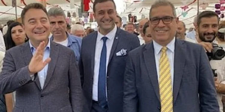 DEVA Partisi’nde istifa