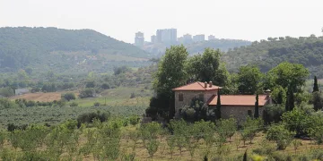 Dağ taş inşaat olmaya başladı