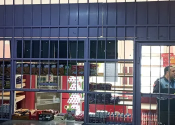 Zabıta 148 işyerini denetledi 3 işyerini mühürledi
