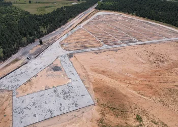 Çayırova’nın yeni mezarlığı defne hazır