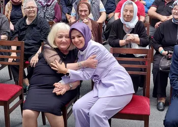 Bakanı Göktaş’tan Darülaceze’ye bayram ziyareti