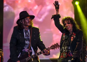 Hollywood Vampires grubu İstanbul’da konser verdi