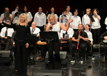 Bizim Ev katılımcılarından renkli gösteri