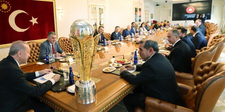 Erdoğan, Galatasaray heyetini kabul etti