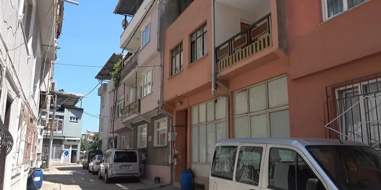 “Adınız hırsızlığa karıştı” deyip servetini çaldı