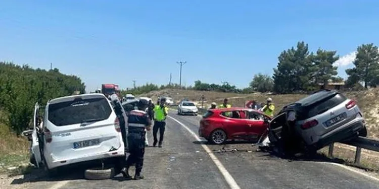 Mersin’de zincirleme trafik kazası