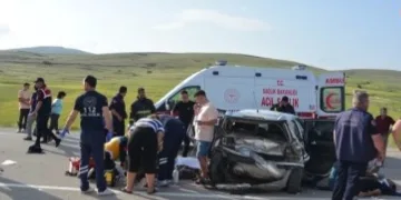Antalya’da feci kaza: 3 ölü, 9 yaralı