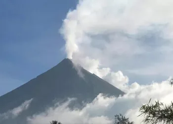 Mayon Yanardağı’nda volkanik hareketlilik