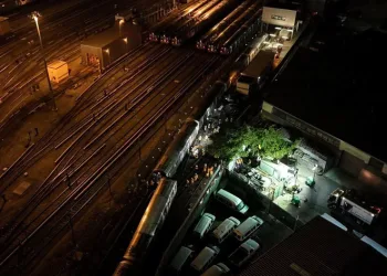 ABD’de tren raydan çıktı