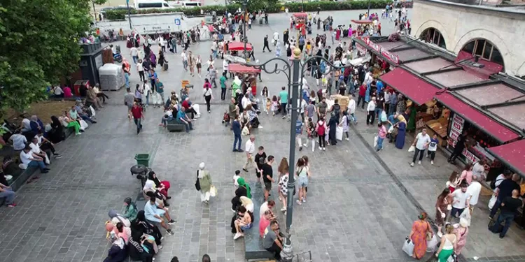 Eminönü’nde bayram hareketliliği