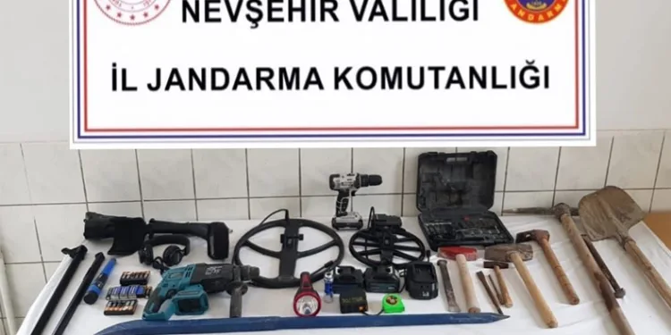 Kaçak kazı yapanlar suçüstü yakalandı