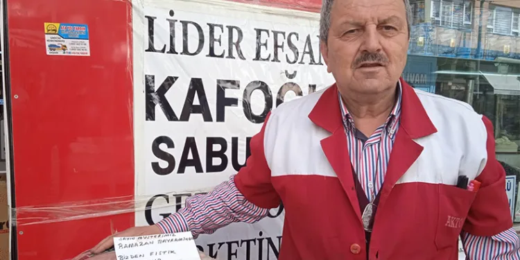 Esnafından fıstık satışı için akılcı çözüm