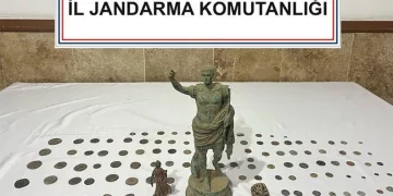 Burdur’da tarihi eser operasyonu