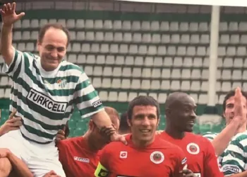 Bursaspor efsanesi Vahit Doğan hayatını kaybetti