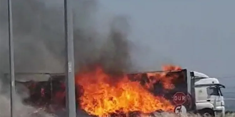 Çanakkale’de tır alev topuna döndü