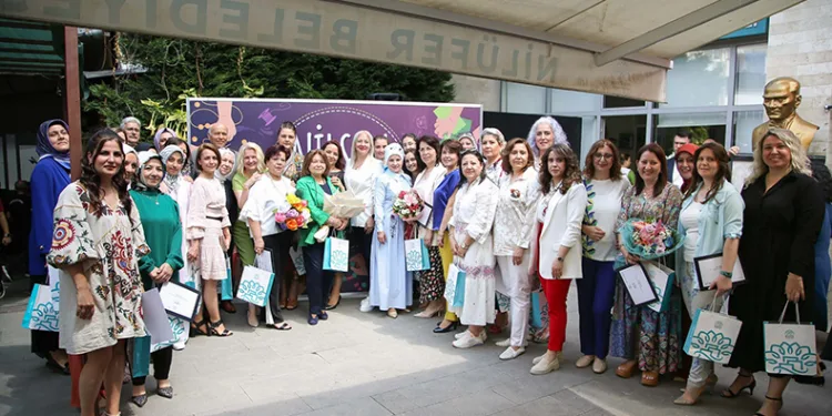 Kursiyerlerin eserleri göz kamaştırdı