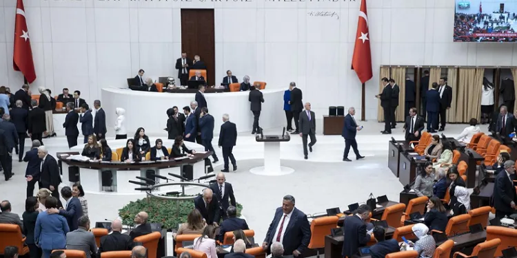 İlk turda çoğunluk sağlanamadı