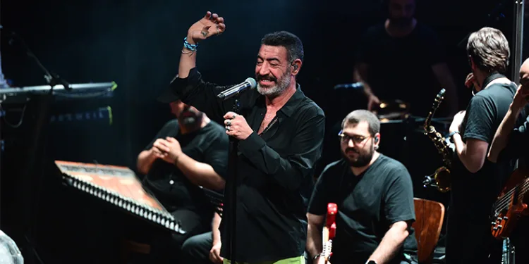 Bursa’da Hakan Altun sahnesinde sürpriz