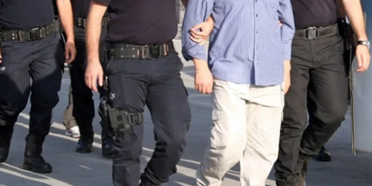 FETÖ’nün hücre evlerine operasyon