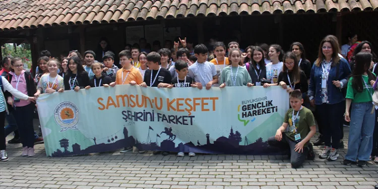 Öğrencilerden 8 asırlık gezi
