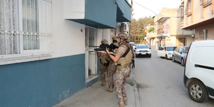 Torbacılara şafak operasyonu