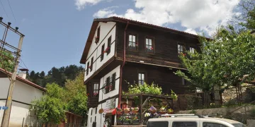 Çiftler bu tarihi konakta mutluluğa “evet” diyecek