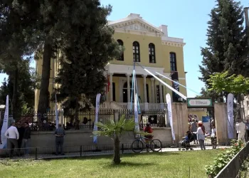 133 yıllık konak halk eğitim merkezi oldu