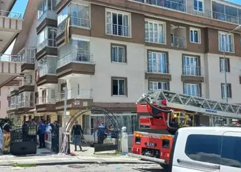 Böcek ilacı zehirlenmesi: 2 ölü, 10 hasta