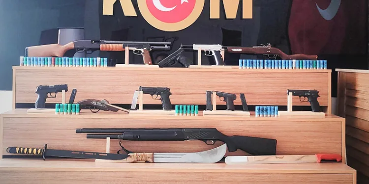 Kukla Operasyonu: 11 gözaltı