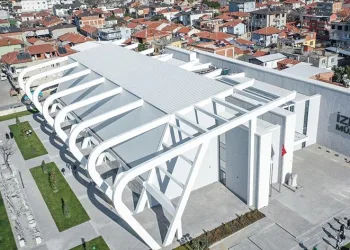 Roma Valisi tacı İznik Müzesi’nde