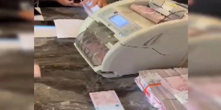 İzmir’de tefeci çetesine operasyon