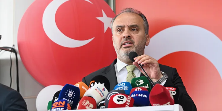 Bursa’ya hizmet bayramı geliyor