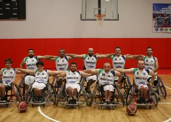 Büyükşehir sporda zirveye oynuyor