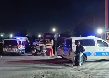 Ev sahibine kurşun yağdırdı