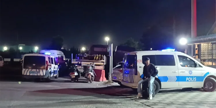 Ev sahibine kurşun yağdırdı