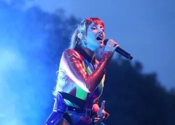 Nilüfer Nova Norda ile coştu