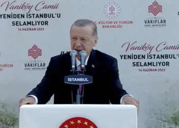 “Camimiz tamamen özgün malzeme kullanılarak yenilendi”