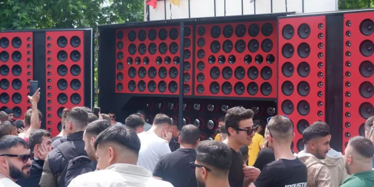1,5 milyonluk ses sistemi