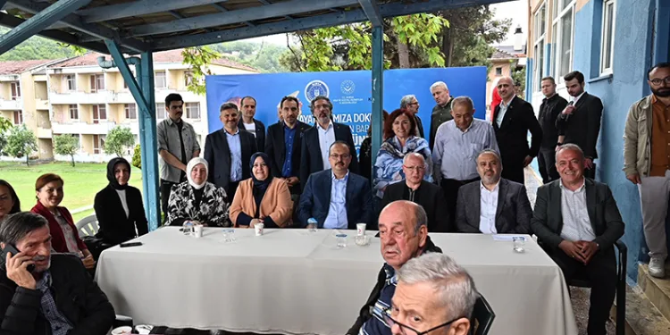 Aktaş’tan babalar gününde anlamlı buluşma