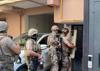 Mersin’de FETÖ’ye operasyon