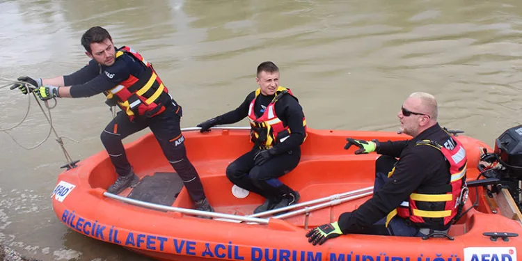 Kaybolan kişi, Sakarya Nehri ve çevresinde aranıyor