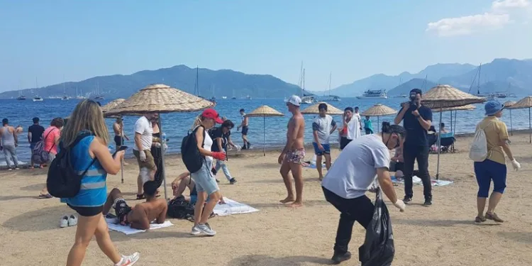 Marmaris plajları sezona hazırlandı