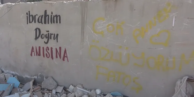 Enkaz kentte duygusal yıkım