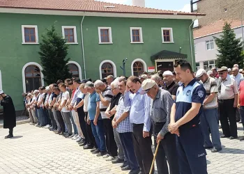 Üzerine televizyon düşen çocuk hayatını kaybetti