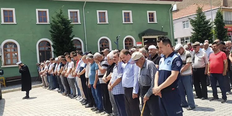Üzerine televizyon düşen çocuk hayatını kaybetti